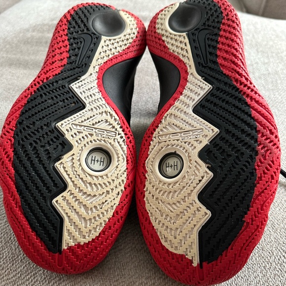 Men’s Nike Kyrie Zoom Flytrap - Picture 5 of 6